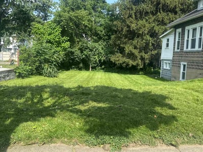 Lawn care service in Akron, 44310