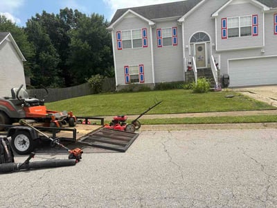 Lawn care service in Clarksville, 37042