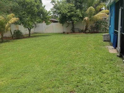 Lawn care service in Hollywood, 33024