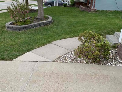 Lawn care service in Omaha, 68135