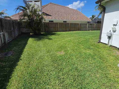 Lawn care service in Indialantic, 32903