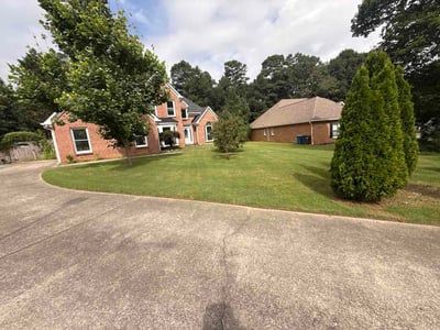 Lawn care service in Dacula, 30019