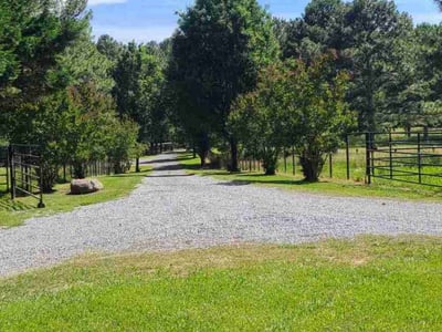 Lawn care service in Adairsville, 30103