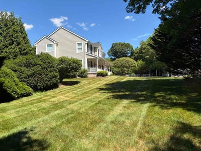 Lawn care service in South Windsor, 06074