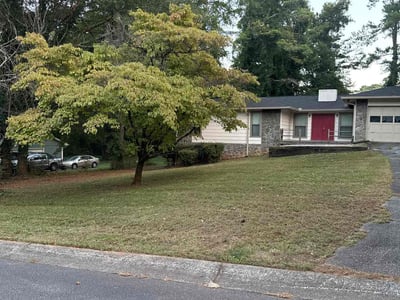Lawn care service in Marietta, 30064
