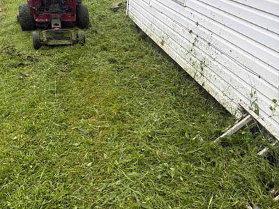 Lawn care service in Ferguson, 63135
