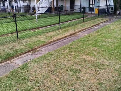 Lawn care service in Baltimore, 21213