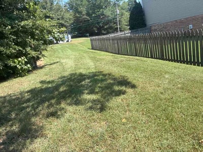 Lawn care service in Alabaster, 35007