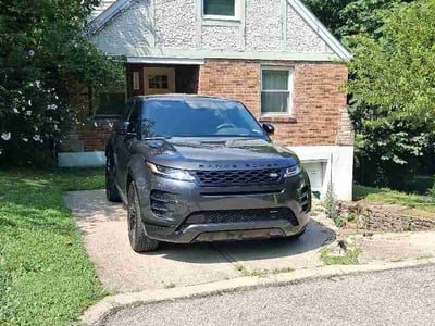 Lawn care service in Cincinnati, 45223