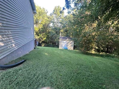 Lawn care service in Fredericksburg, 22407
