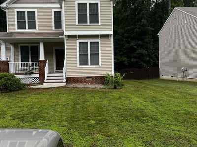 Lawn care service in Richmond, 23227
