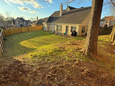 Lawn care service in Memphis, 38125