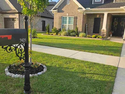 Lawn care service in Big Cove, 35763