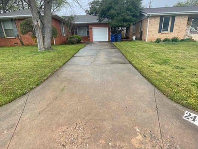 Lawn care service in The Village, 73120