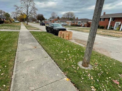 Lawn care service in Warren, 48092