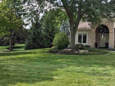 Lawn care service in Brookfield, 53045