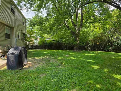 Lawn care service in Indianapolis, 46229