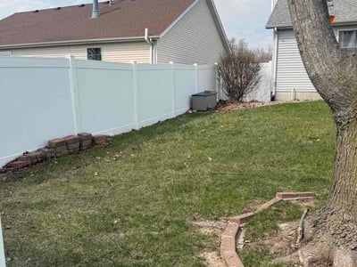 Lawn care service in Peoria, 61615