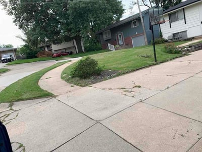 Lawn care service in Omaha, 68137
