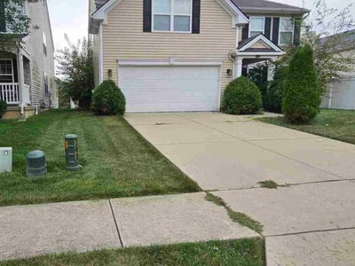 Lawn care service in Troy, 45373