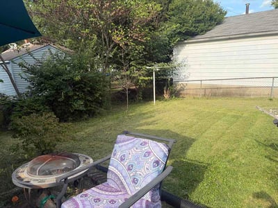 Lawn care service in Indianapolis, 46218