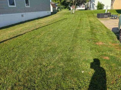 Lawn care service in Independence, 64056